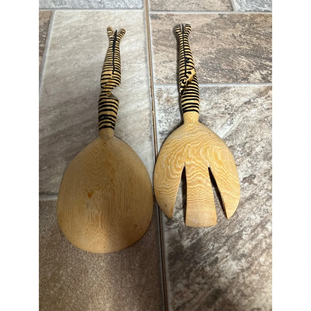 Hand Carved Wooden Zebra Salad Servers Spiral Handle Safari Decor 2pc Set 11.5in